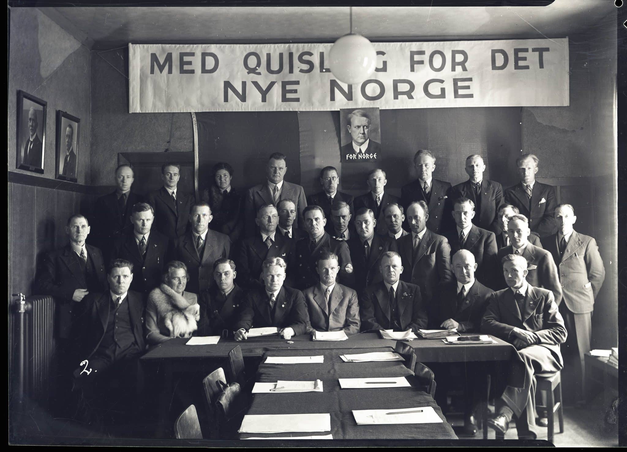 Foto av NS-fylkesstyre i Telemark